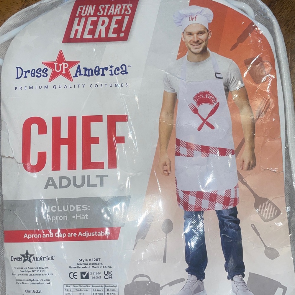 BRANDS NEW CHEF COSTUME